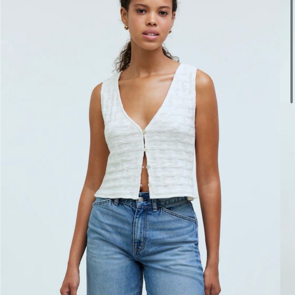 Madewell Cream Textured V-Neck Cropped Button Vest